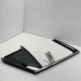 18-23 GMC TERRAIN REAR DRIVER SIDE DOOR WINDOW RUN CHANNEL W/FIXED GLASS OE