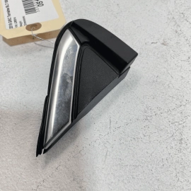 2018-2023 GMC TERRAIN FRONT RIGHT PASSENGER SIDE FENDER UPPER CORNER MOLDIN