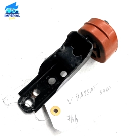 2009-2019 VOLKSWAGEN PASSAT CC FRONT CENTER EXHAUST SYSTEM HANGER BRACKET O