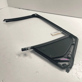 GMC TERRAIN 2018 - 2023 REAR PASSENGER DOOR WINDOW RUN CHANNEL W/FIXED GLAS