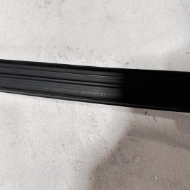 18-23 GMC TERRAIN FRONT PASSENGER DOOR GLASS RUN CHANNEL WEATHERSTRIP SEAL 