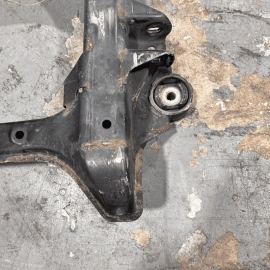 2008-2018 PORSCHE CAYENNE AWD FRONT SUB FRAME CROSS MEMBER CRADLE W/ ARM LH