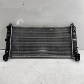 HUMMER H2 2003 - 2009 6.0L V8 ENGINE MOTOR COOLING COOLANT RADIATOR OEM 228