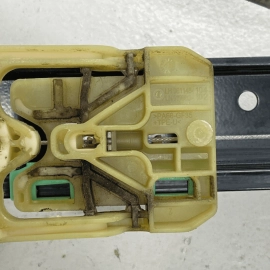 15-18 AUDI Q3 FRONT LEFT DRIVER SIDE DOOR WINDOW REGULATOR OEM 8U0837461