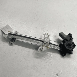 18-20 HONDA ACCORD REAR RIGHT DOOR WINDOW REGULATOR W/ MOTOR OEM 72710-TVA-
