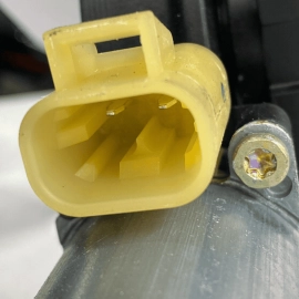 2003-2009 HUMMER H2 FRONT RIGHT PASSENGER SIDE DOOR WINDOW REGULATOR & MOTO