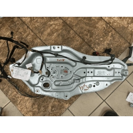2010-13 Kia Forte Front Right Window Regulator with Motor OEM Sedan ONLY  2010-13 Kia Forte Front Right Window Regulator with Motor OEM Sedan ONLY