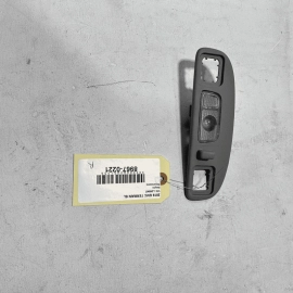 2018-2023 GMC TERRAIN ROOF REAR RIGHT PASSENGER SIDE COURTESY LIGHT LAMP OE