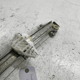 18-20 HONDA ACCORD FRONT RIGHT DOOR WINDOW REGULATOR & MOTOR OEM 72210-TVA-