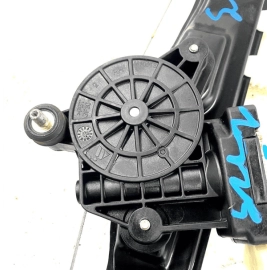 REAR RIGHT SIDE DOOR WINDOW REGULATOR OEM 7351050 2018 BMW 340 XI