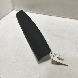 2018 - 2023 GMC TERRAIN LIFTGATE TAILGATE UPPER TRIM COVER PANEL BACK DOOR  2018 - 2023 GMC TERRAIN LIFTGATE TAILGATE UPPER TRIM COVER PANEL BACK DOOR