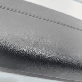 2018 - 2020 GMC TERRAIN CENTER CONSOLE ARMREST ARM REST STORAGE LID COVER O