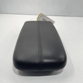 2018 - 2020 GMC TERRAIN CENTER CONSOLE ARMREST ARM REST STORAGE LID COVER O