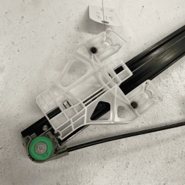 15-18 AUDI Q3 REAR RIGHT PASSENGER SIDE DOOR WINDOW REGULATOR OEM 8U0839462