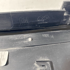 GMC TERRAIN SLT 2018-2023 LEFT DRIVER SIDE SKIRT ROCKER MOLDING PANEL OEM GMC TERRAIN SLT 2018-2023 LEFT DRIVER SIDE SKIRT ROCKER MOLDING PANEL OEM