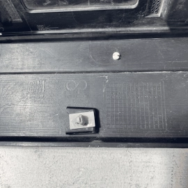 GMC TERRAIN SLT 2018-2023 LEFT DRIVER SIDE SKIRT ROCKER MOLDING PANEL OEM GMC TERRAIN SLT 2018-2023 LEFT DRIVER SIDE SKIRT ROCKER MOLDING PANEL OEM