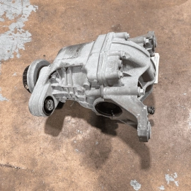 JEEP GRAND CHEROKEE 2014-2021 5.7L REAR DIFFERENTIAL AXLE CARRIER 3.09 OEM 