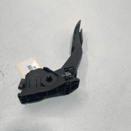 2018-2020 GMC TERRAIN SL SLE SLT 1.5L GAS PEDAL ACCELERATOR THROTTLE SENSOR