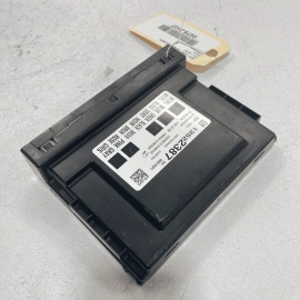 2018 - 2020 GMC TERRAIN  Chevrolet Equinox BODY COMPUTER CONTROL MODULE BCM