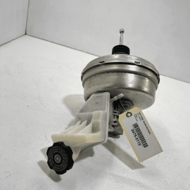 2018 - 2023 GMC TERRAIN BRAKE MASTER CYLINDER & BOOSTER & RESERVOIR OEM