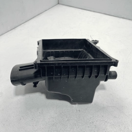GMC TERRAIN SL 2018-2023 ENGINE AIR CLEANER INTAKE FILTER LOWER HOUSING BOX