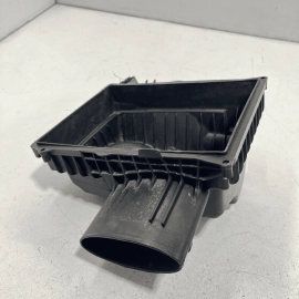 GMC TERRAIN SL 2018-2023 ENGINE AIR CLEANER INTAKE FILTER LOWER HOUSING BOX