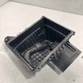 GMC TERRAIN SL 2018-2023 ENGINE AIR CLEANER INTAKE FILTER LOWER HOUSING BOX