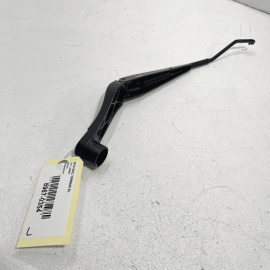 GMC TERRAIN SL 2018-2023 FRONT LEFT DRIVER SIDE WINDSHIELD WIPER ARM OEM