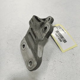 2018 - 2022 GMC TERRAIN 1.5L TRANSMISSION LOWER SUPPORT MOUNT BRACKET OEM