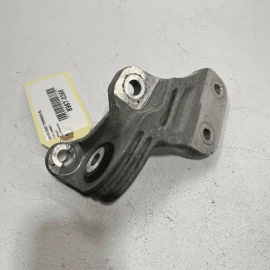 2018 - 2022 GMC TERRAIN 1.5L TRANSMISSION LOWER SUPPORT MOUNT BRACKET OEM