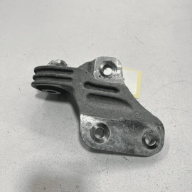 2018 - 2022 GMC TERRAIN 1.5L TRANSMISSION LOWER SUPPORT MOUNT BRACKET OEM