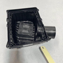 GMC TERRAIN SL 2018-2023 ENGINE AIR CLEANER INTAKE FILTER UPPER HOUSING BOX