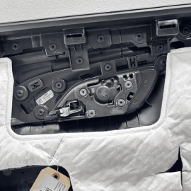 2018-2023 GMC TERRAIN REAR PASSENGER SIDE INTERIOR DOOR TRIM COVER PANEL OE 2018-2023 GMC TERRAIN REAR PASSENGER SIDE INTERIOR DOOR TRIM COVER PANEL OE