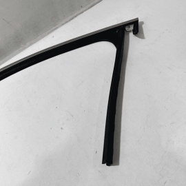 Front Left Door Glass Run Channel Weatherstrip Seal GMC Terrain 2018-2023 O