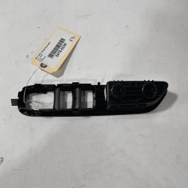 Front Left Driver Side Door Armrest Switch Mount Plate GMC Terrain 2018-202