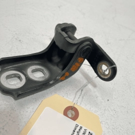 GMC TERRAIN 2018-2023 FRONT RIGHT OR LEFT SIDE LOWER DOOR HINGE OEM =G9K= 1