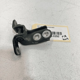 GMC TERRAIN 2018-2023 FRONT RIGHT OR LEFT SIDE LOWER DOOR HINGE OEM =G9K= 1