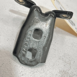 GMC TERRAIN 2018-2023 FRONT RIGHT OR LEFT SIDE LOWER DOOR HINGE OEM =G9K= 1