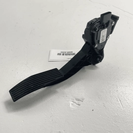 GMC TERRAIN 2018-2020 2.0L GAS PEDAL ACCELERATOR THROTTLE SENSOR OEM