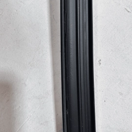 Front Right Door Glass Run Channel Weatherstrip Seal GMC Terrain 2018-2023 