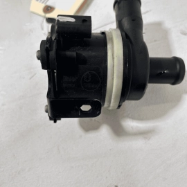 2018-2023 GMC TERRAIN COOLANT AUXILIARY WATER PUMP 23463177 OEM