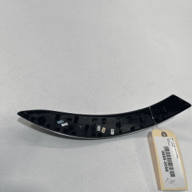 2017-2020 BMW 430I FRONT RIGHT PASSENGER SIDE DOOR PULL HANDLE COVER MOLDIN 2017-2020 BMW 430I FRONT RIGHT PASSENGER SIDE DOOR PULL HANDLE COVER MOLDIN