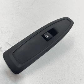 2017-2020 BMW 430I FRONT RIGHT PASSENGER DOOR WINDOW CONTROL SWITCH BUTTON  2017-2020 BMW 430I FRONT RIGHT PASSENGER DOOR WINDOW CONTROL SWITCH BUTTON