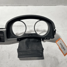2018 - 2019 VOLKSWAGEN ATLAS DASH CLUSTER SPEEDOMETER BEZEL & AIR VENT OEM