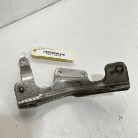 GMC TERRAIN SL 2018-2023 1.5L ENGINE FRONT EXHAUST PIPE LOWER MOUNT BRACKET