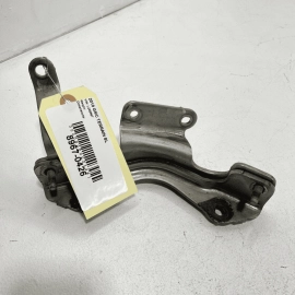 GMC TERRAIN SL 2018-2023 1.5L ENGINE FRONT EXHAUST PIPE LOWER MOUNT BRACKET