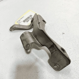 GMC TERRAIN SL 2018-2023 1.5L ENGINE FRONT EXHAUST PIPE LOWER MOUNT BRACKET
