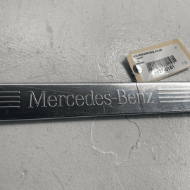 2007-13 Mercedes S550 S600 Front Passenger Door Outer Sill Scuff Plate Trim