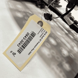 2017-2020 AUDI Q7 FRONT RIGHT PASSENGER SIDE SEAT LOWER TRACK FRAME  & MOTO 2017-2020 AUDI Q7 FRONT RIGHT PASSENGER SIDE SEAT LOWER TRACK FRAME  & MOTO