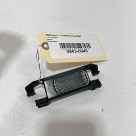 2017-2022 AUDI Q7 FRONT LEFT OR RIGHT SEAT INTERIOR COURTESY LIGHT LAMP OEM